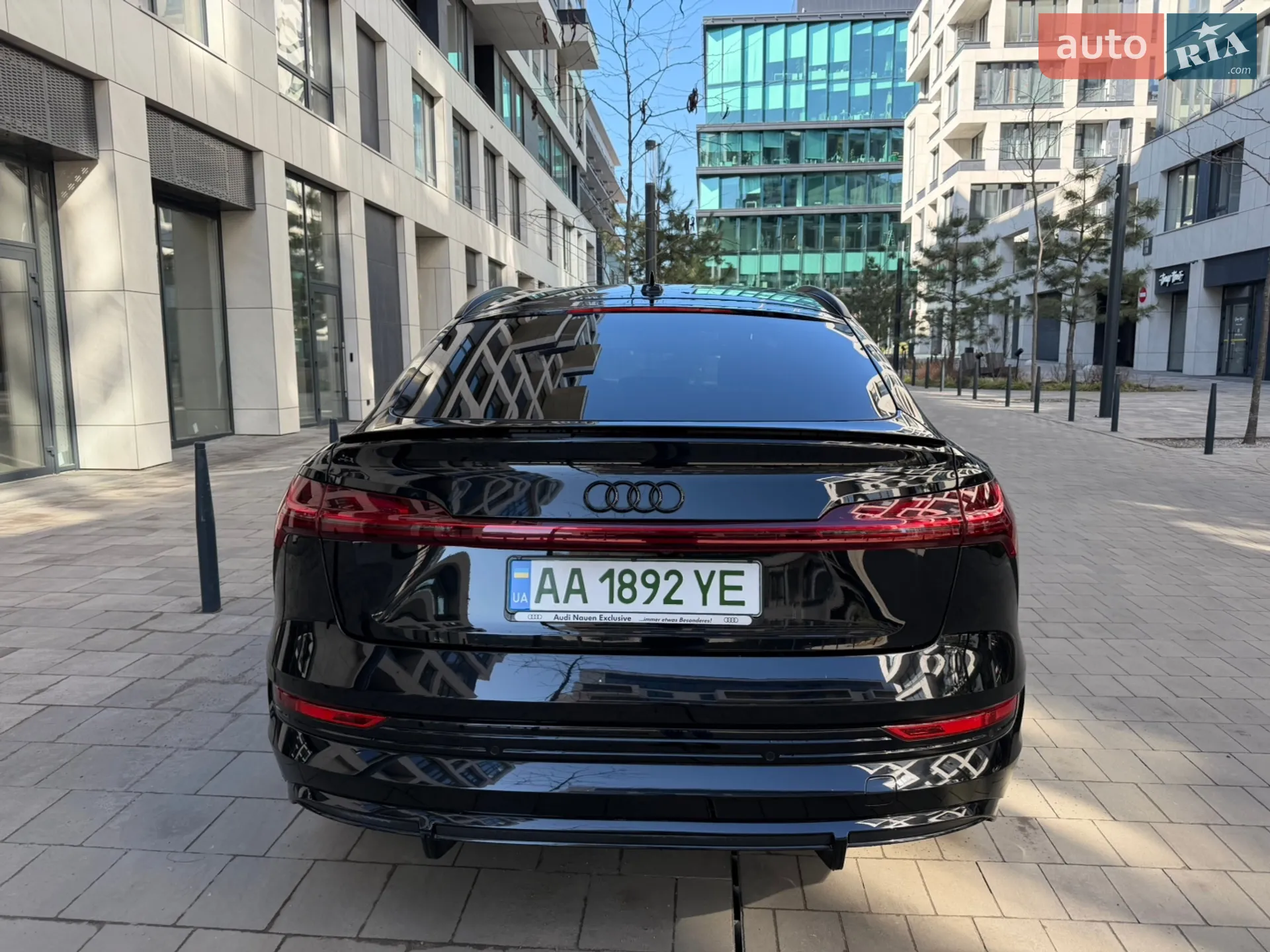 2022 Audi e-tron Sportback - мініатюра 7