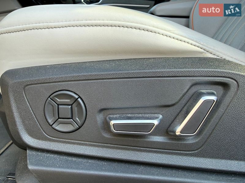 Внедорожник / Кроссовер Audi e-tron Sportback 2020 в Киеве