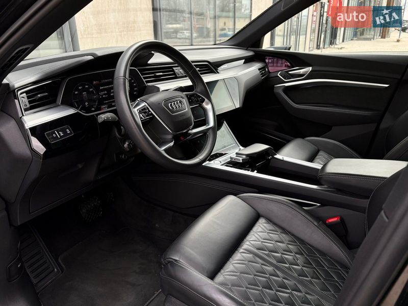 Внедорожник / Кроссовер Audi e-tron Sportback 2020 в Тернополе