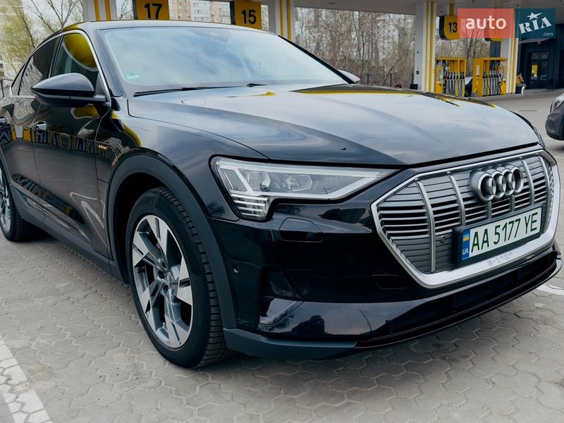 Внедорожник / Кроссовер Audi e-tron Sportback 2022 в Киеве