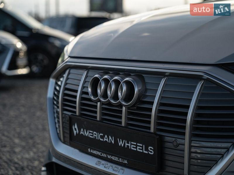Внедорожник / Кроссовер Audi e-tron Sportback 2020 в Черновцах