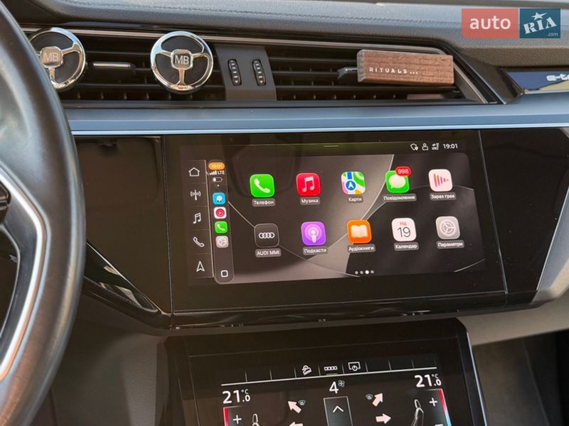 Внедорожник / Кроссовер Audi e-tron Sportback 2020 в Львове