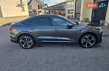 Позашляховик / Кросовер Audi e-tron Sportback 2021 в Хмельницькому