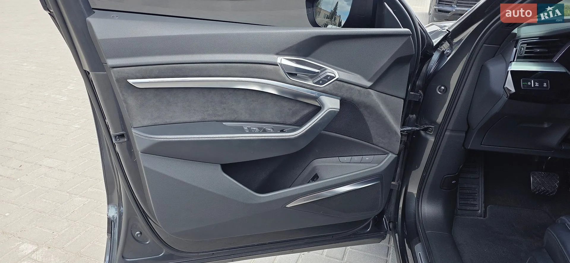 2021 Audi e-tron Sportback - мініатюра 48
