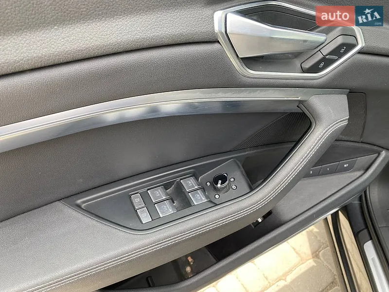 Audi e-tron Sportback 2021 VIN WA12AAGE2MB012331 фото оголошення 11 з 59