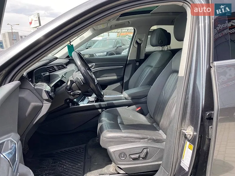 Audi e-tron Sportback 2021 VIN WA12AAGE2MB012331 фото оголошення 19 з 59