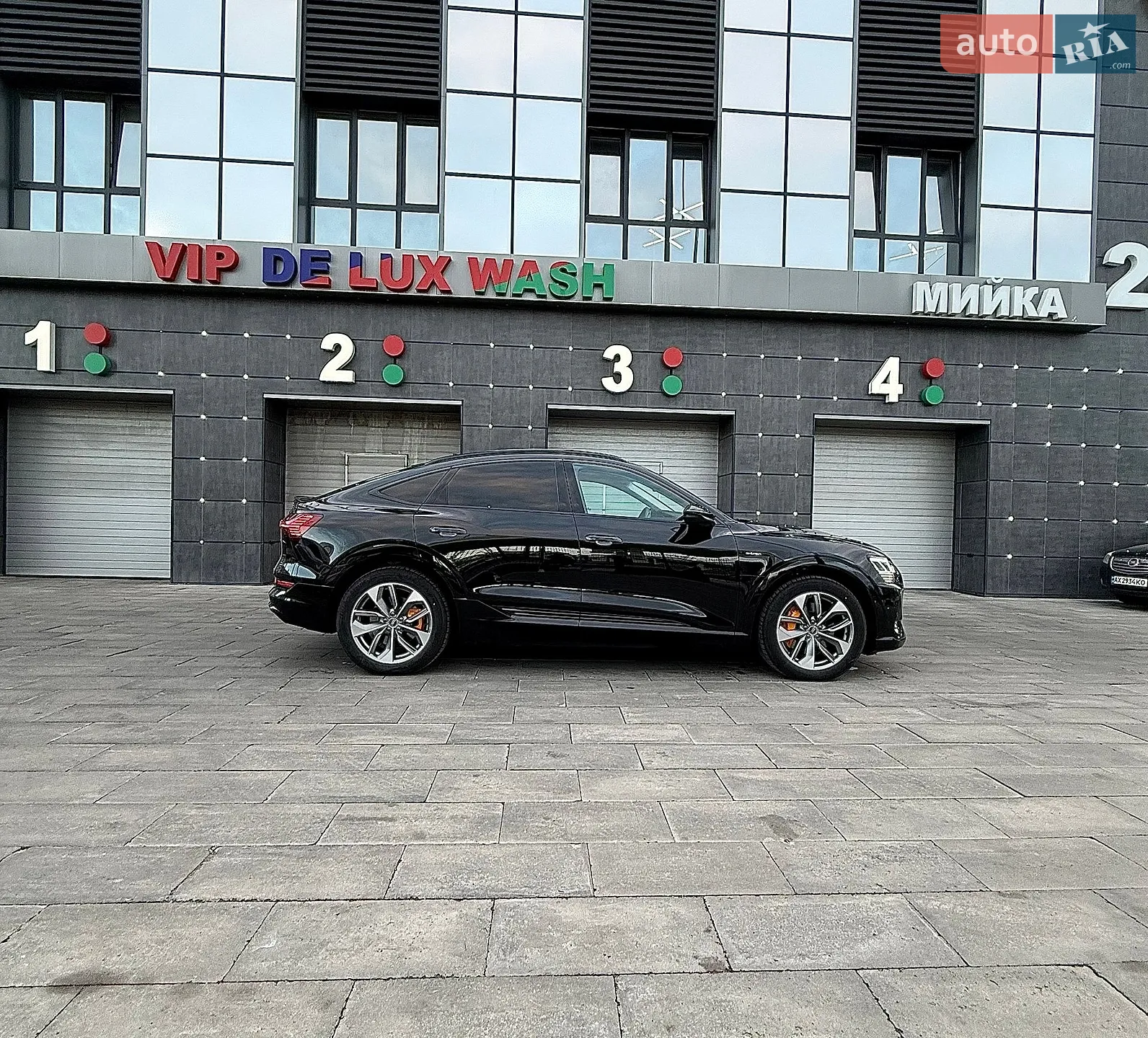2022 Audi e-tron Sportback - мініатюра 18