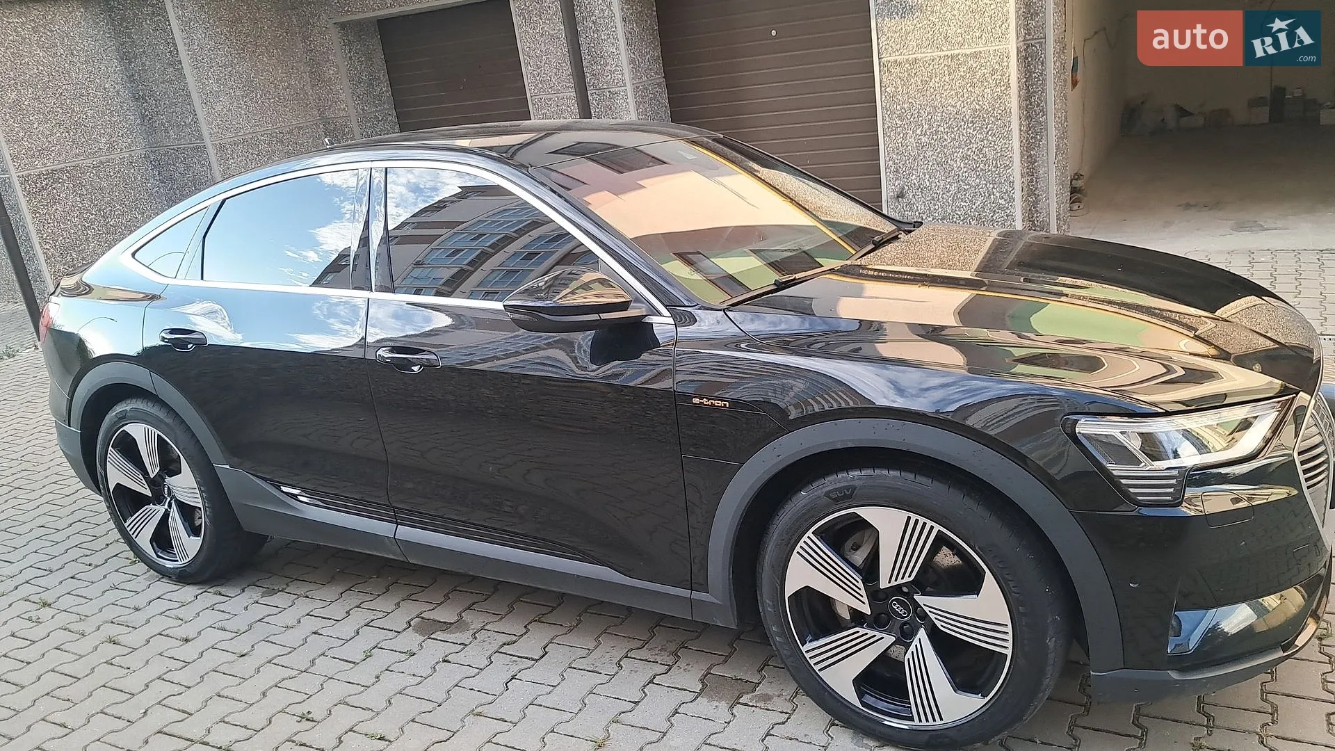 2020 Audi e-tron Sportback - мініатюра 3