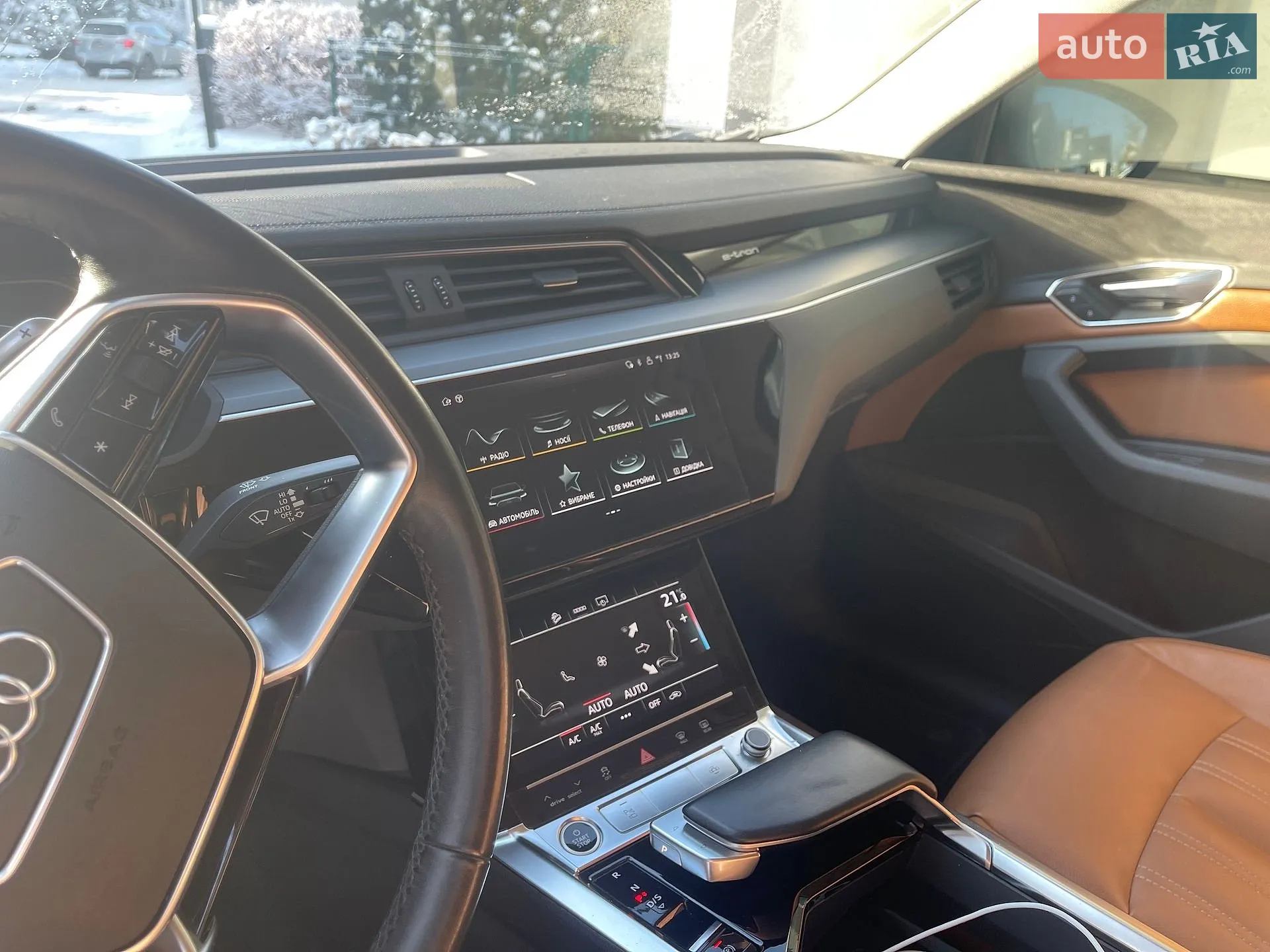 2020 Audi e-tron Sportback - мініатюра 8