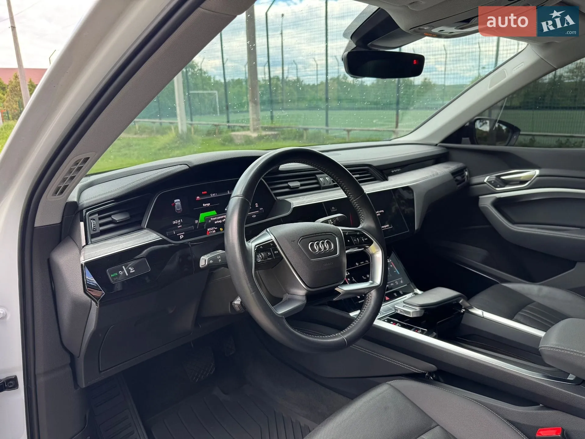 2020 Audi e-tron Sportback - мініатюра 13