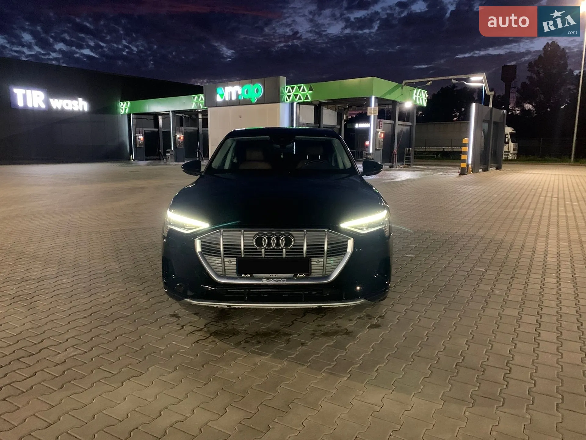 2020 Audi e-tron Sportback - мініатюра 3