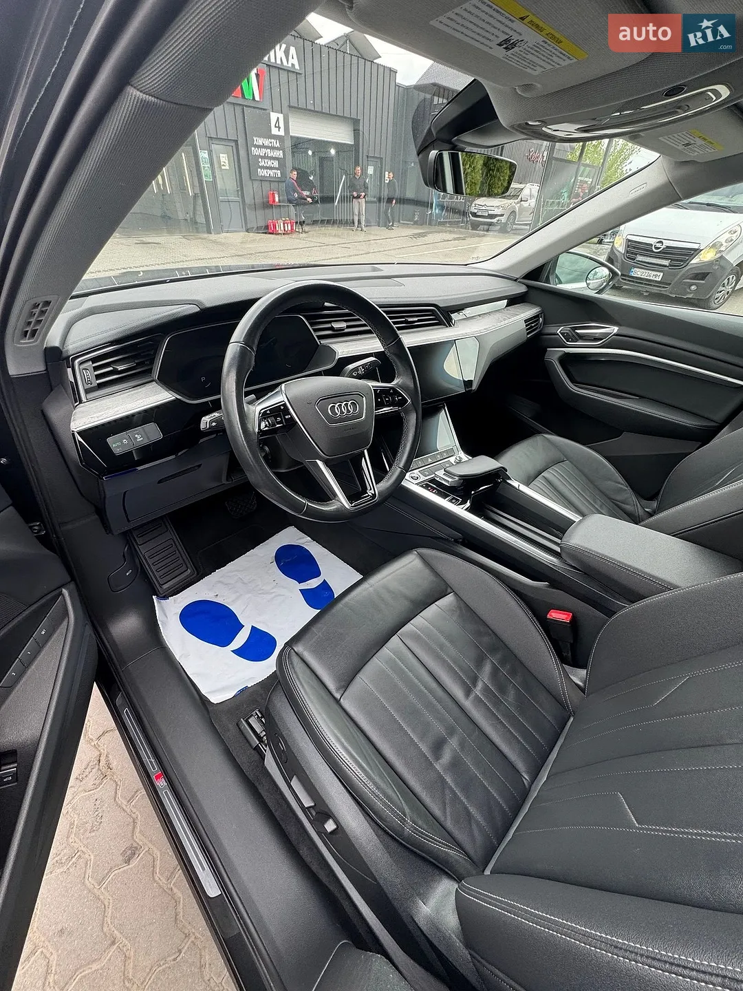 2022 Audi e-tron Sportback - мініатюра 16