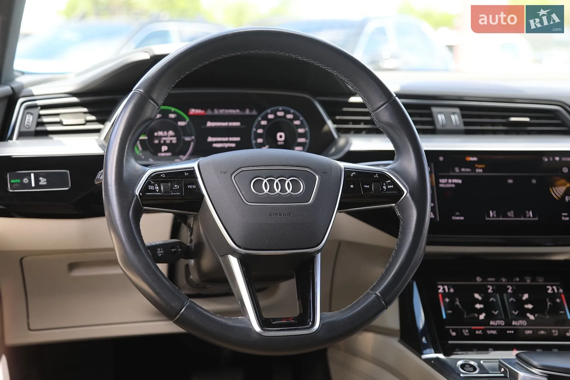 2022 Audi e-tron Sportback - мініатюра 21
