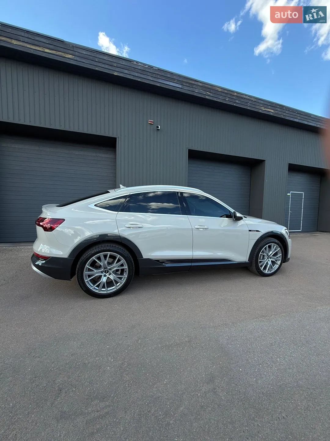 2021 Audi e-tron Sportback - мініатюра 5