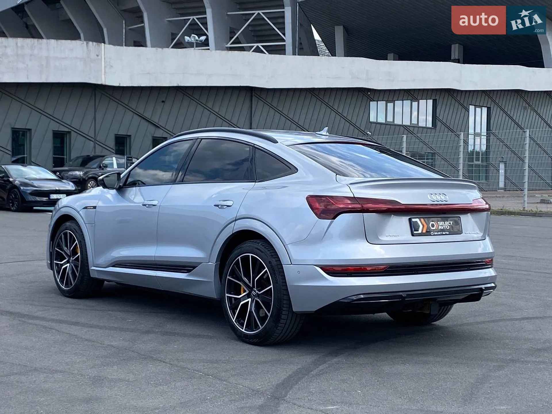 2020 Audi e-tron Sportback - мініатюра 5