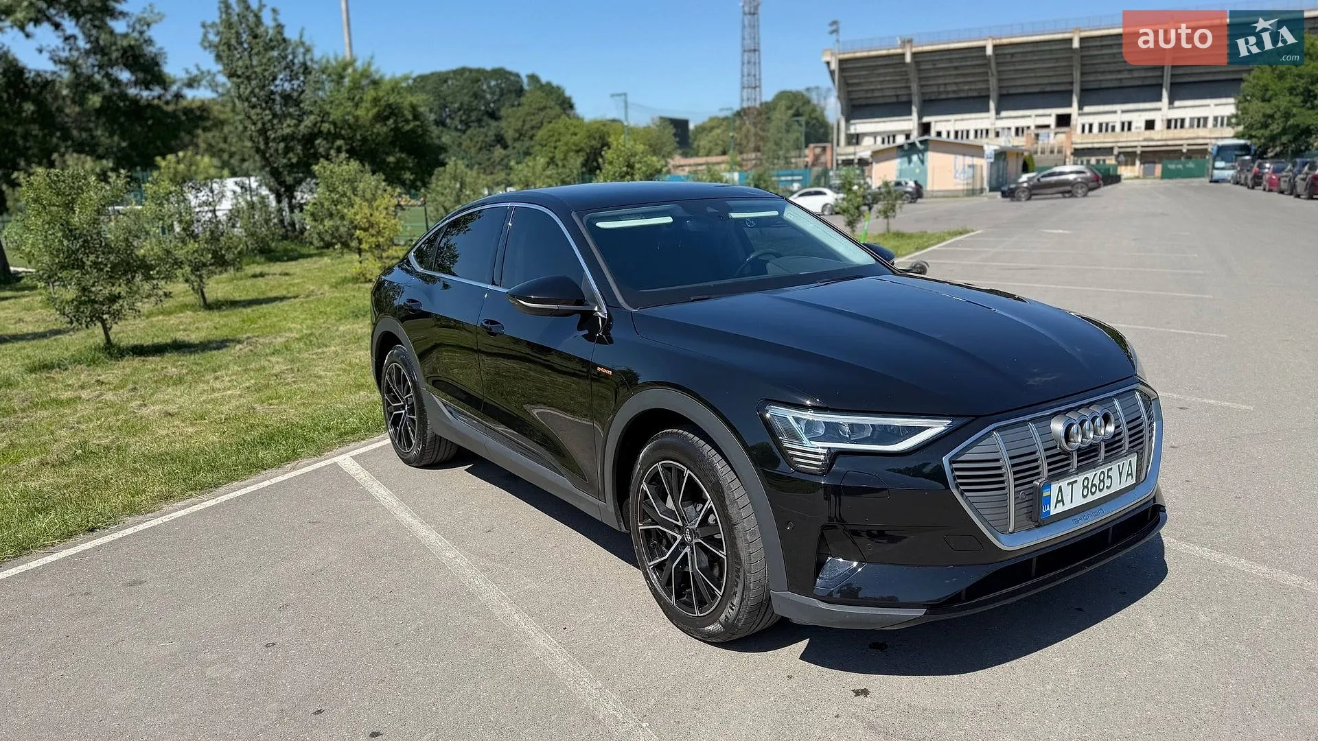 2020 Audi e-tron Sportback - мініатюра 2