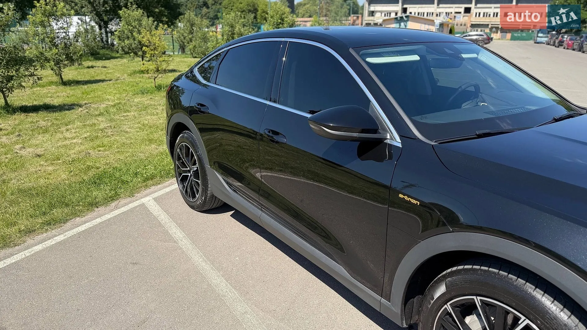 2020 Audi e-tron Sportback - мініатюра 4