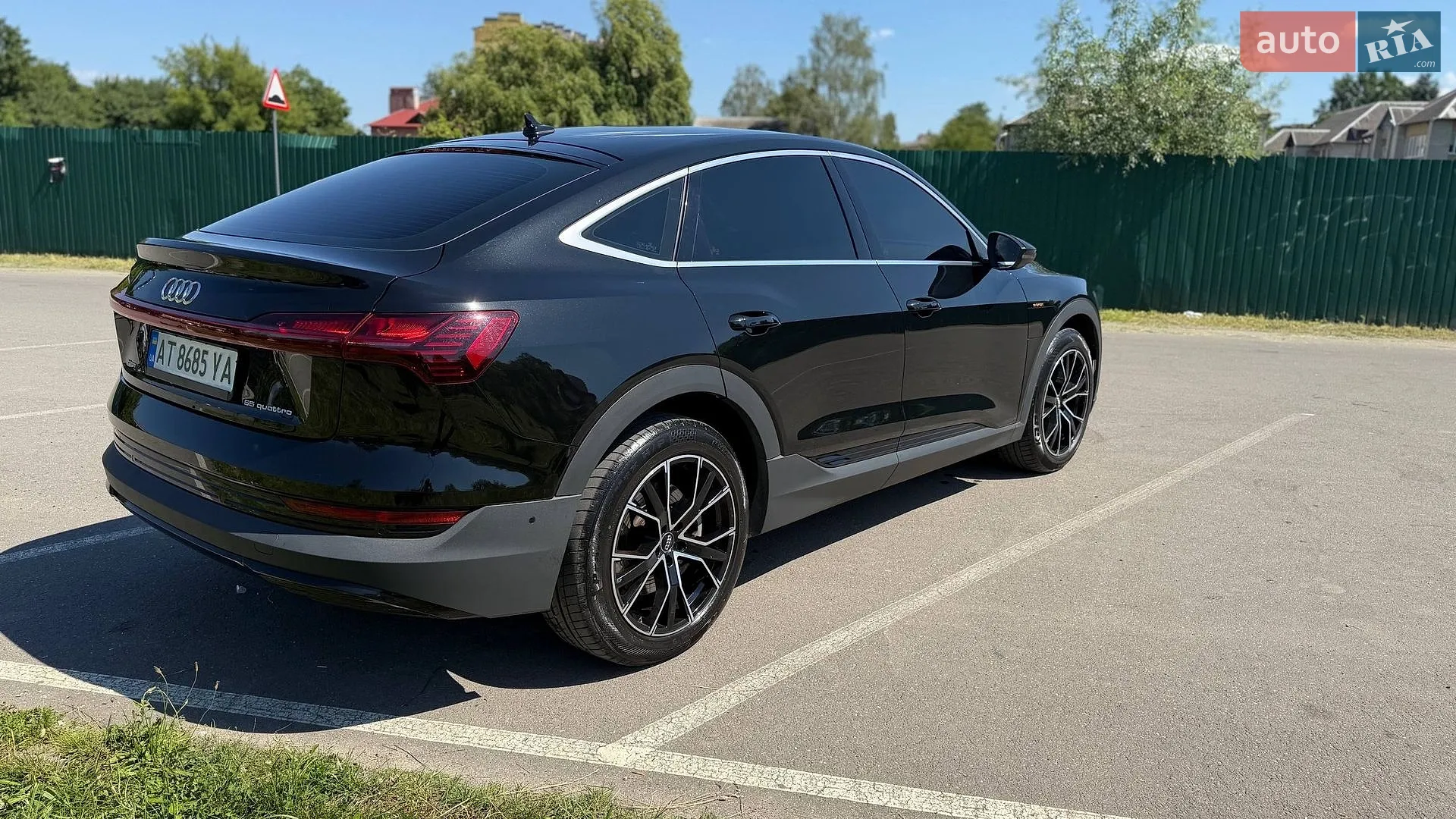 2020 Audi e-tron Sportback - мініатюра 5