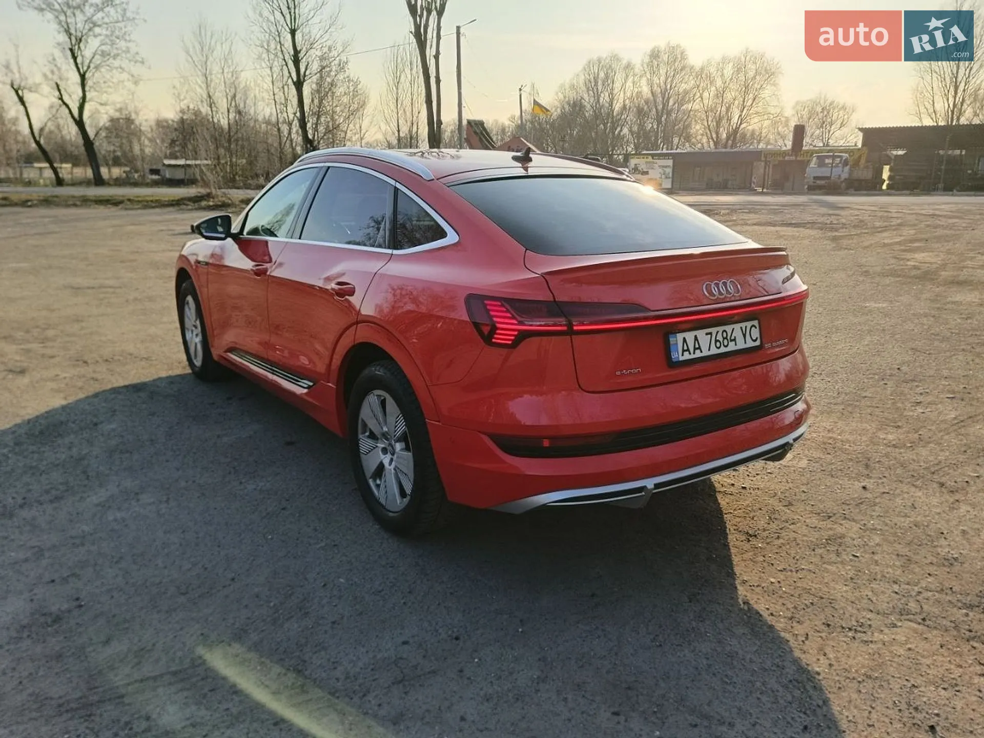 2020 Audi e-tron Sportback - мініатюра 10