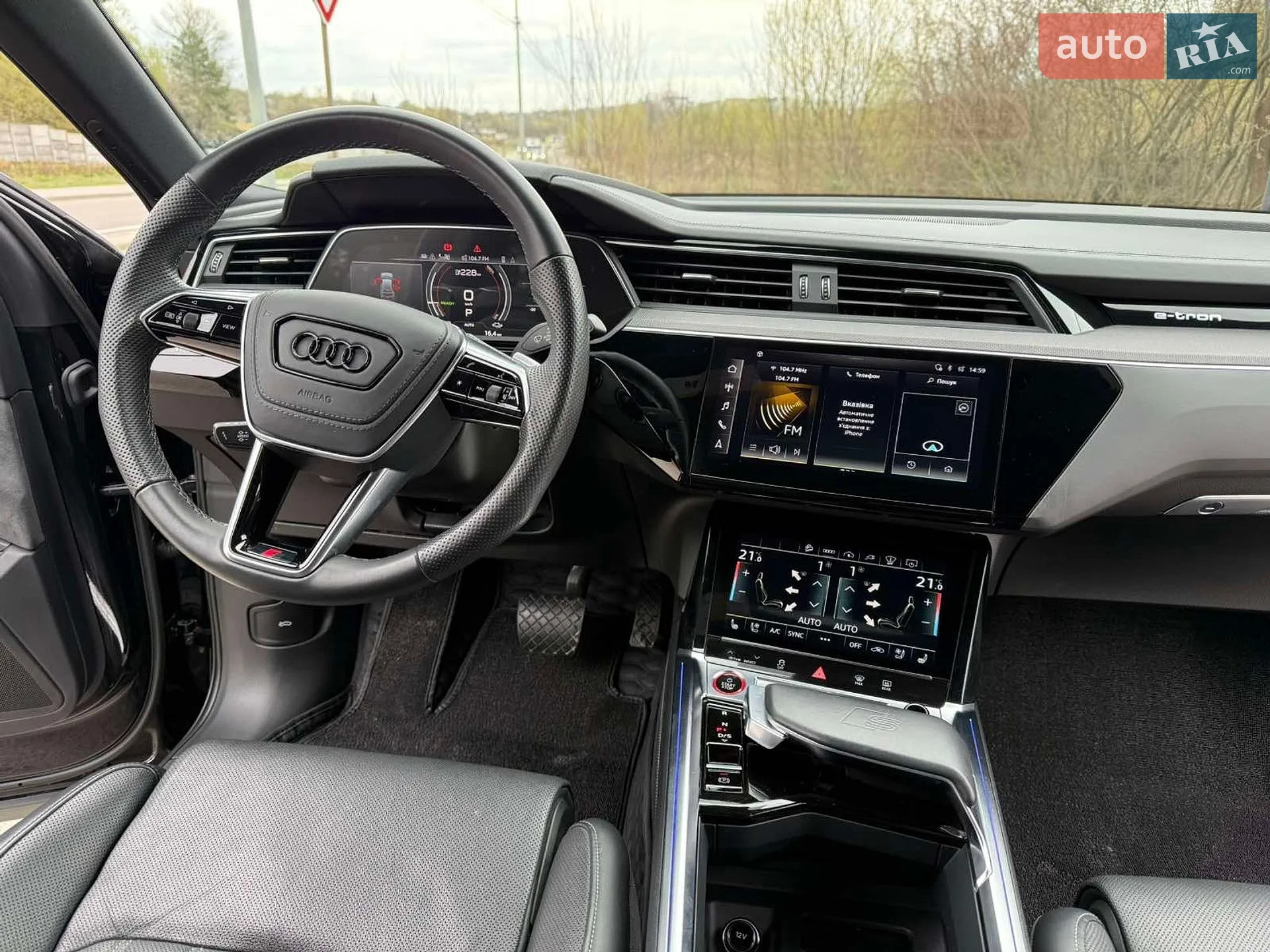 2022 Audi e-tron Sportback - мініатюра 21