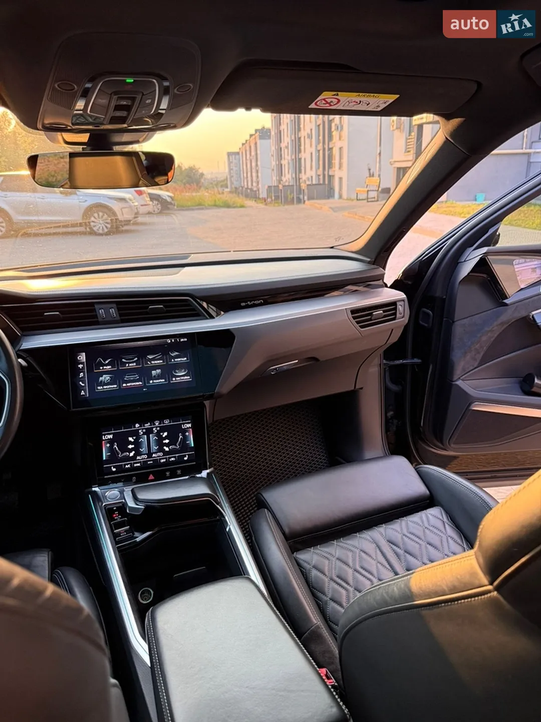 2020 Audi e-tron Sportback - мініатюра 30