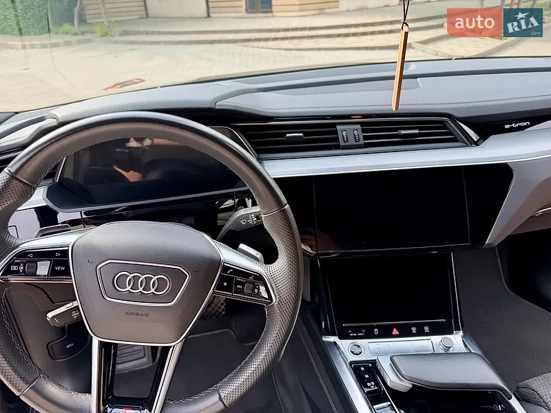 Audi e-tron Sportback 2021 VIN WAUZZZGE6MB040772 фото оголошення 9 з 60