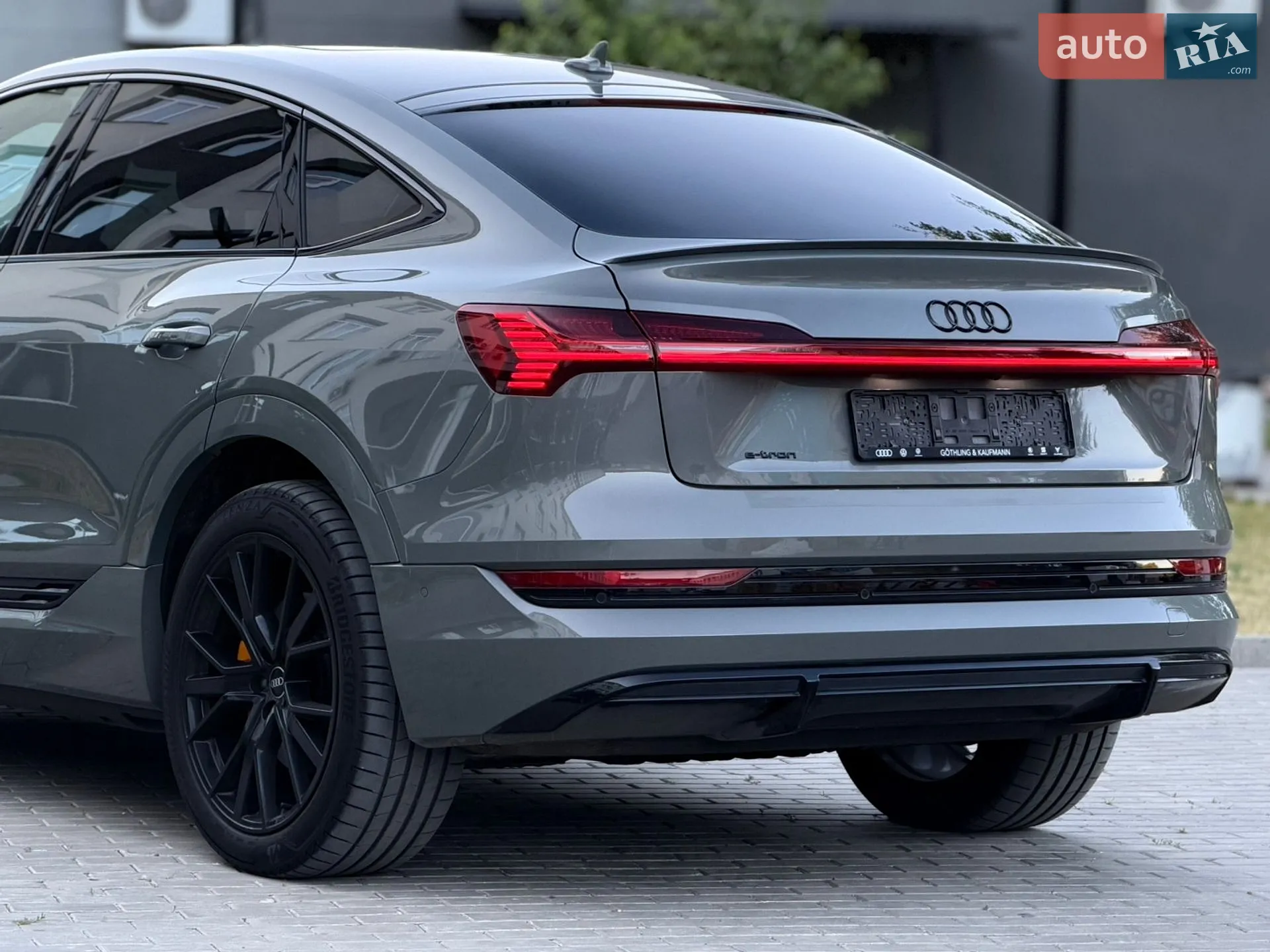 2022 Audi e-tron Sportback - мініатюра 28