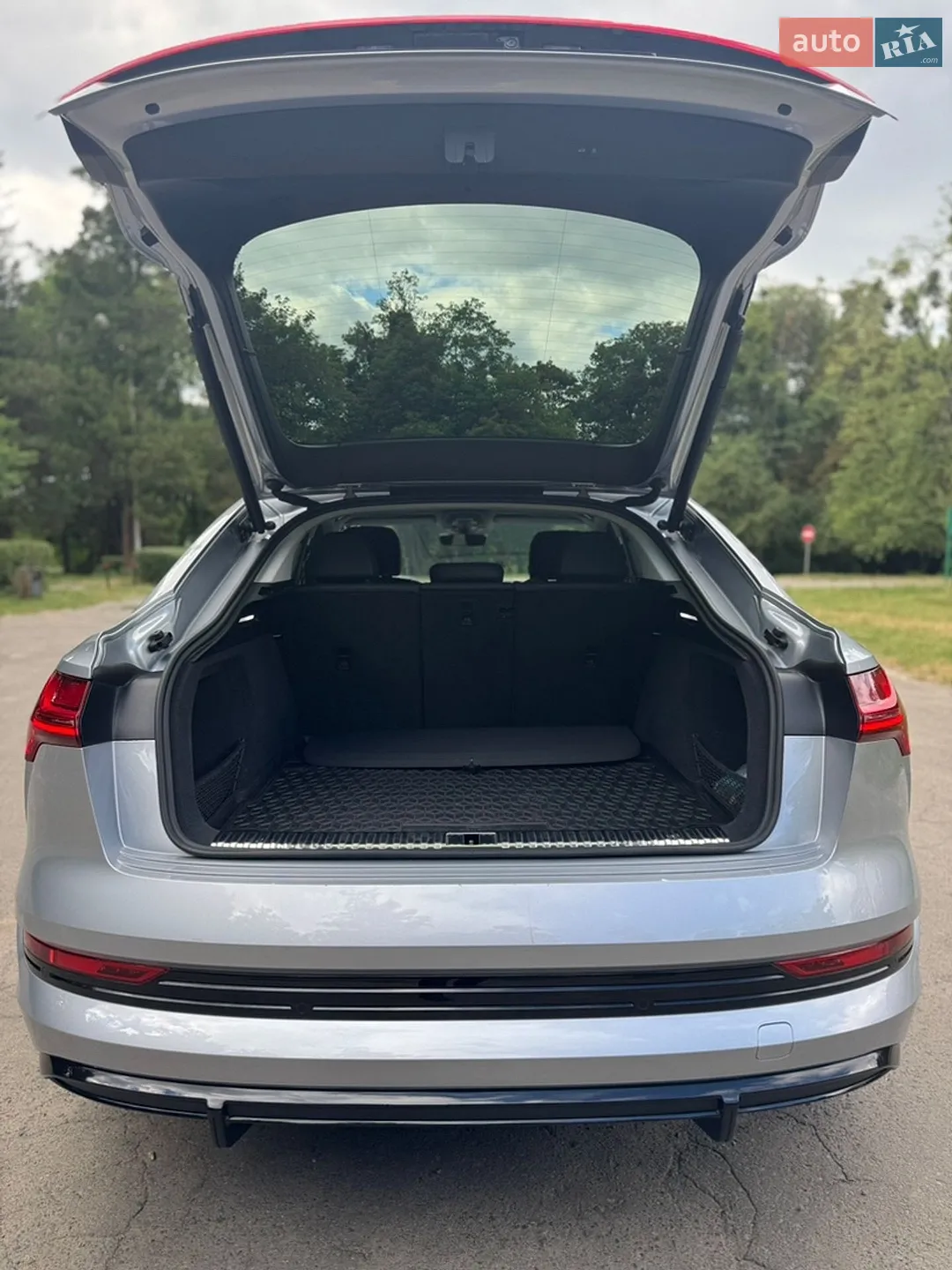 2022 Audi e-tron Sportback - мініатюра 20