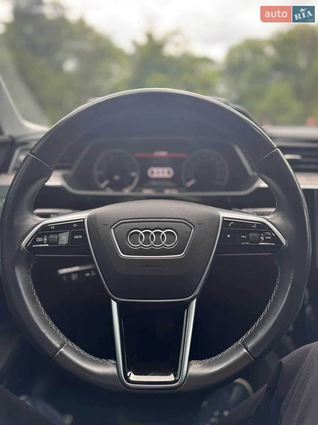 2022 Audi e-tron Sportback - мініатюра 28