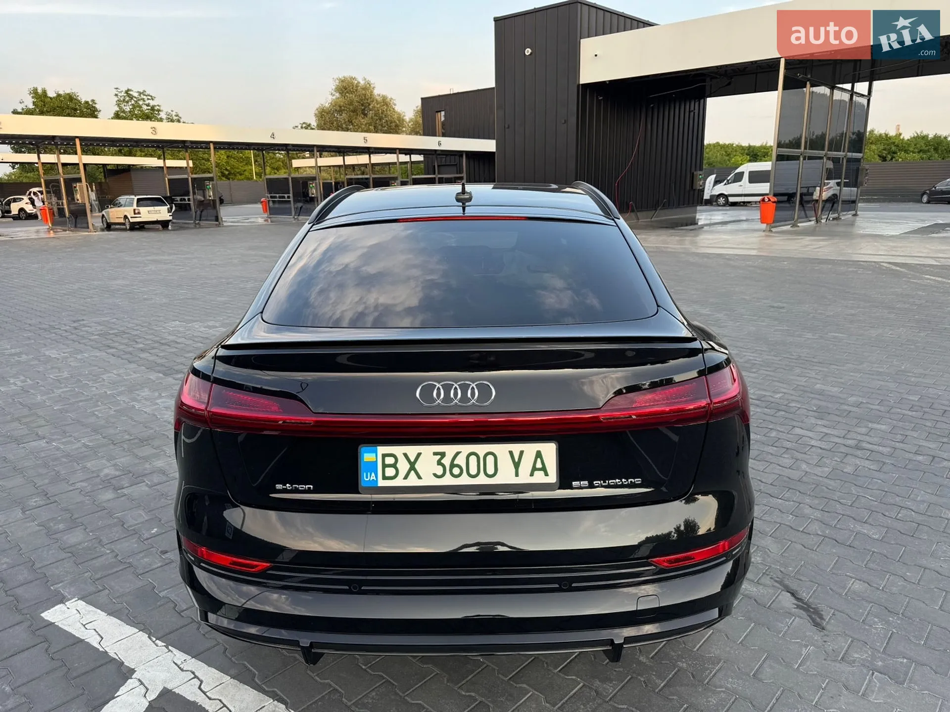 2020 Audi e-tron Sportback - мініатюра 31