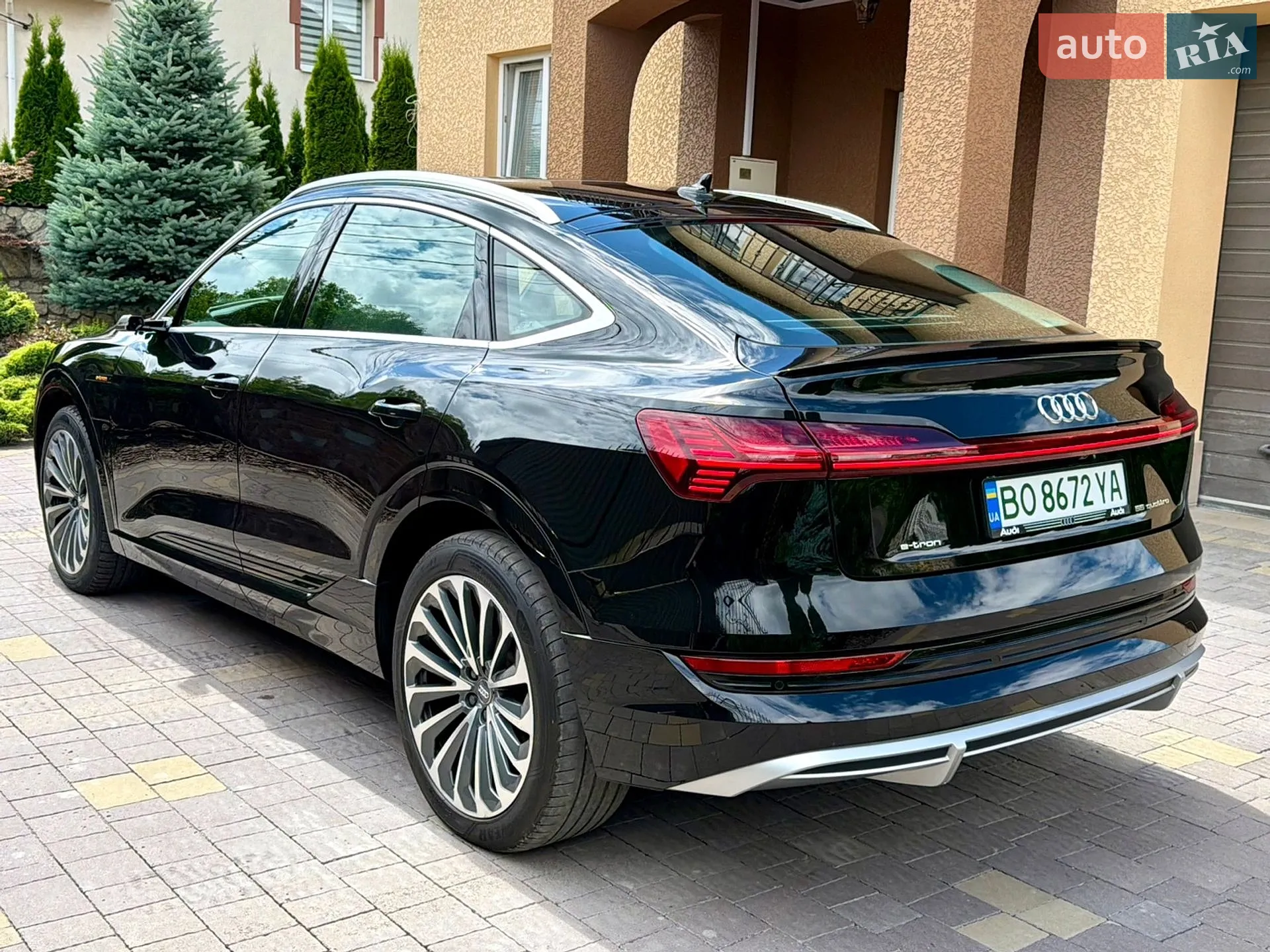 2020 Audi e-tron Sportback - мініатюра 11