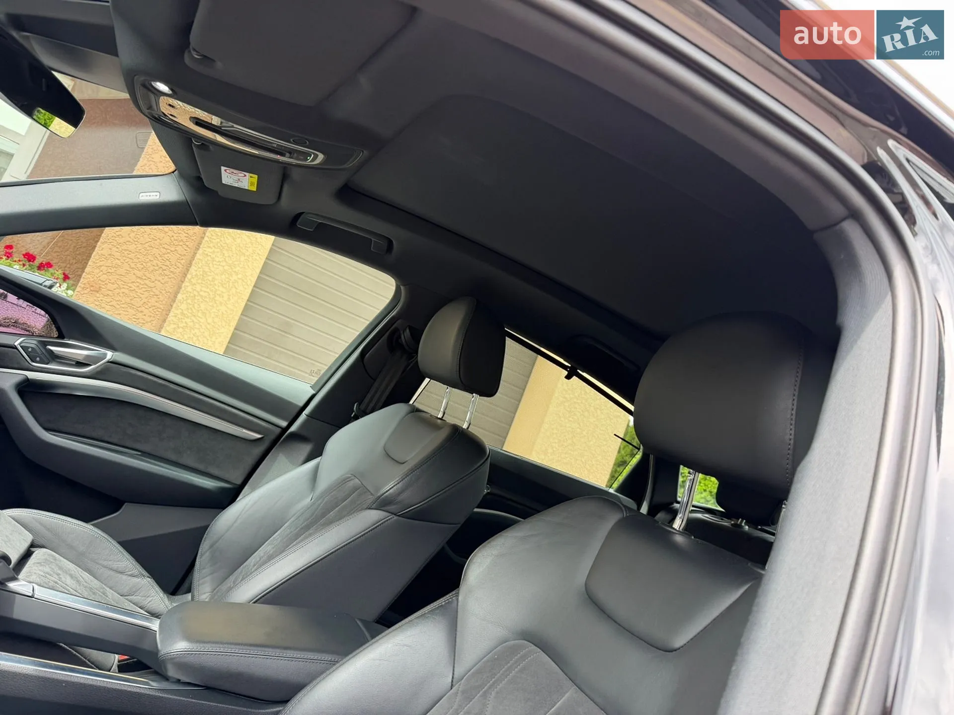 2020 Audi e-tron Sportback - мініатюра 41