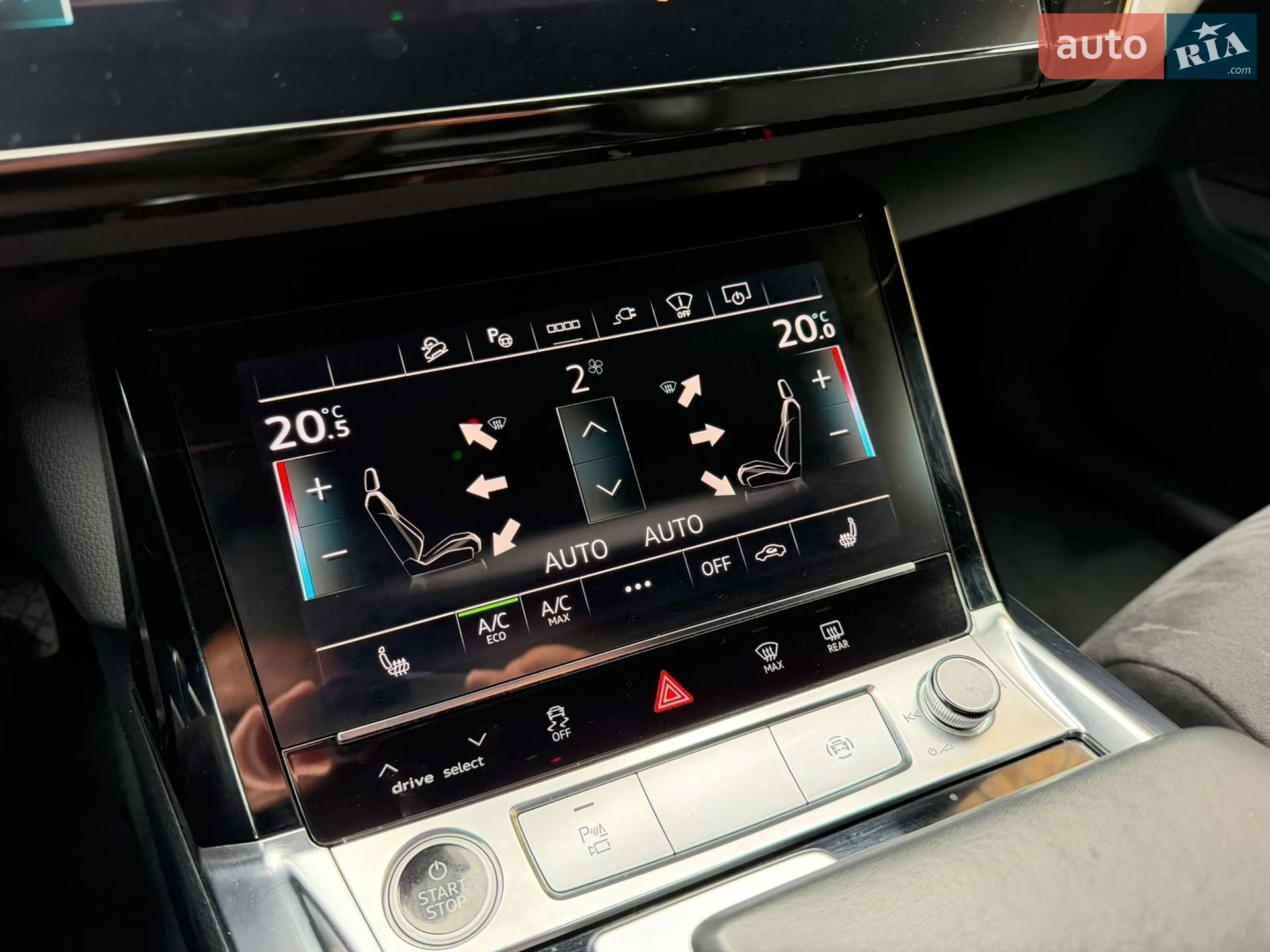 2020 Audi e-tron Sportback - мініатюра 75