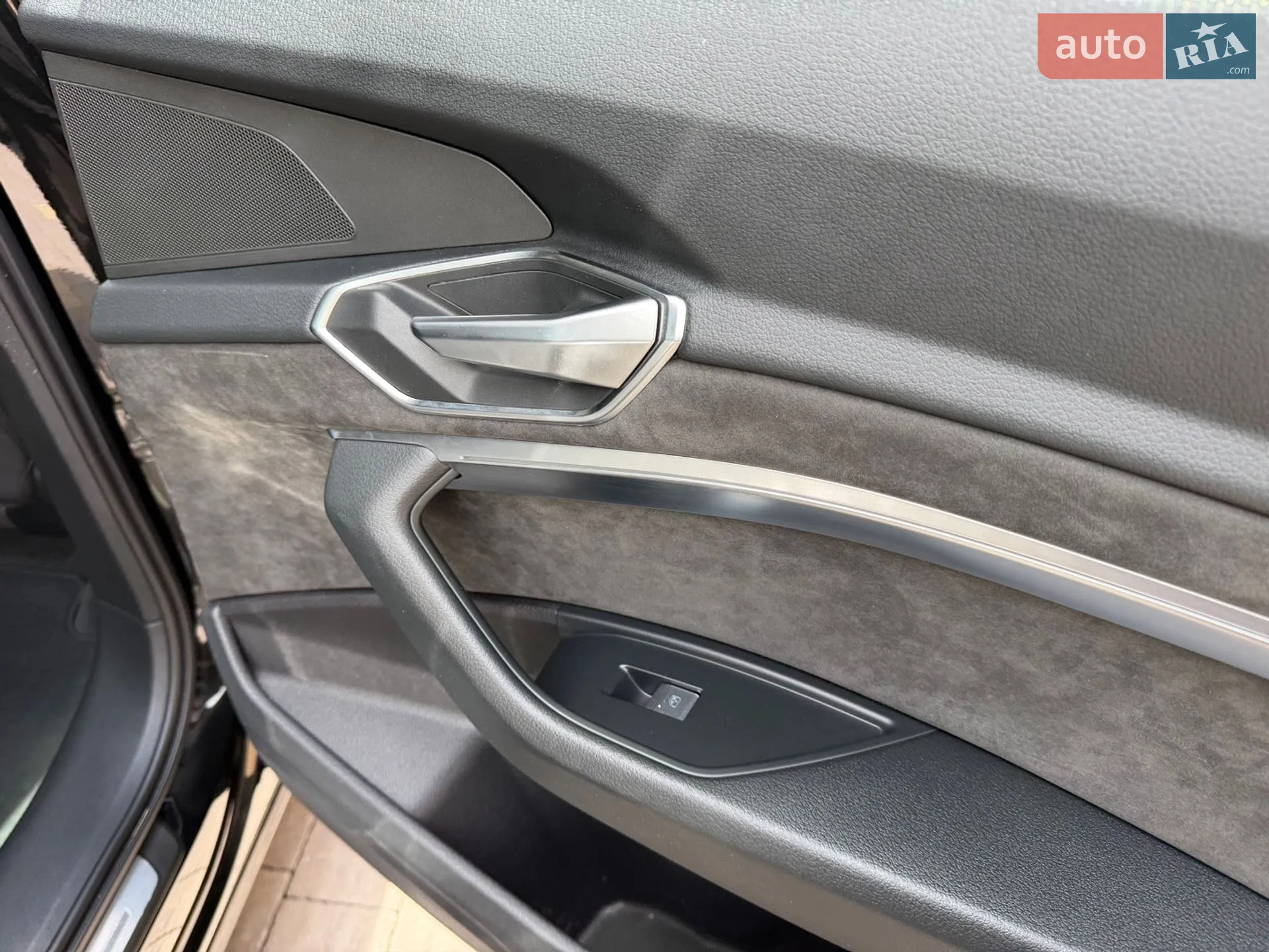 2020 Audi e-tron Sportback - мініатюра 96