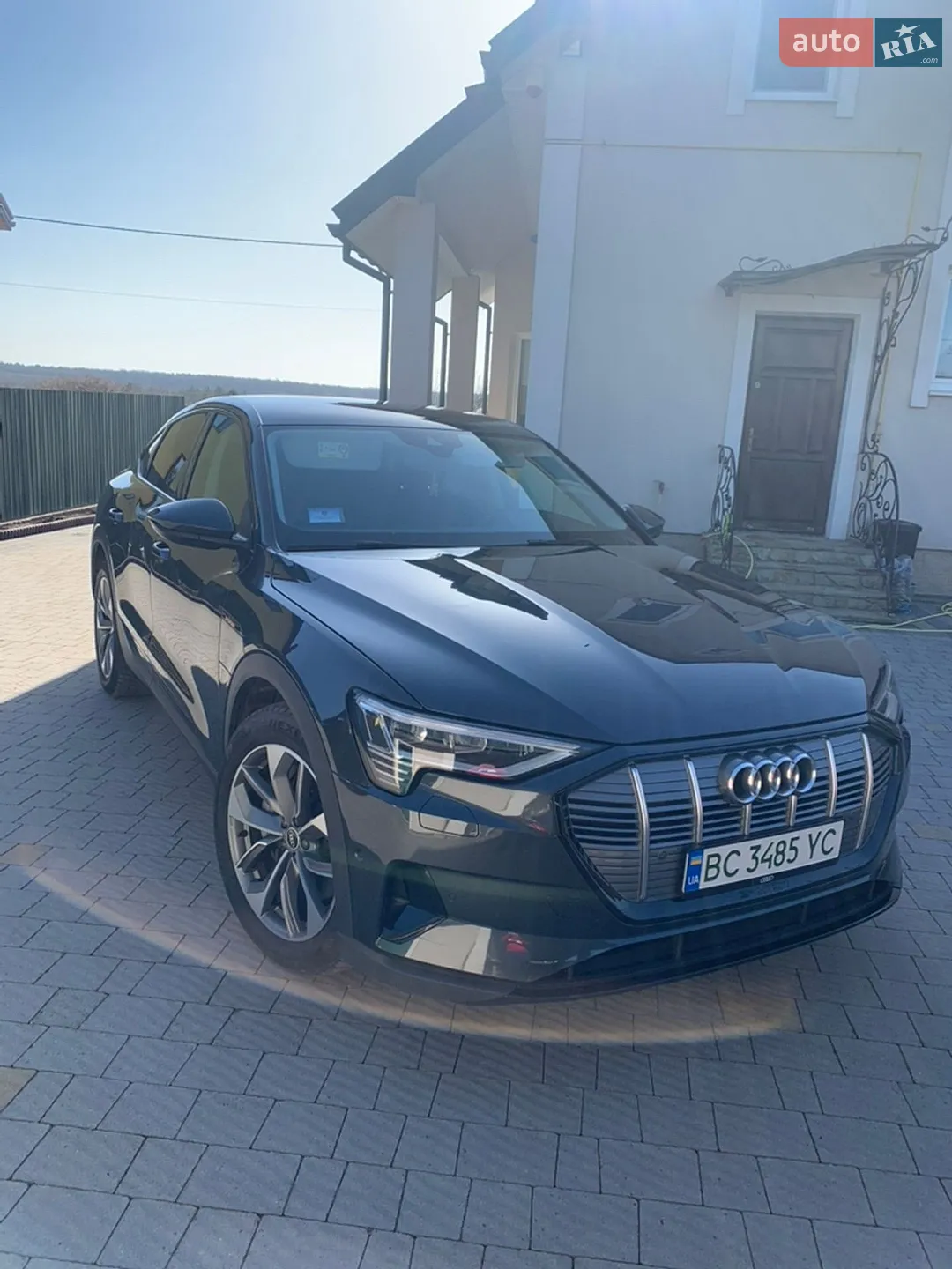 2020 Audi e-tron Sportback - мініатюра 3
