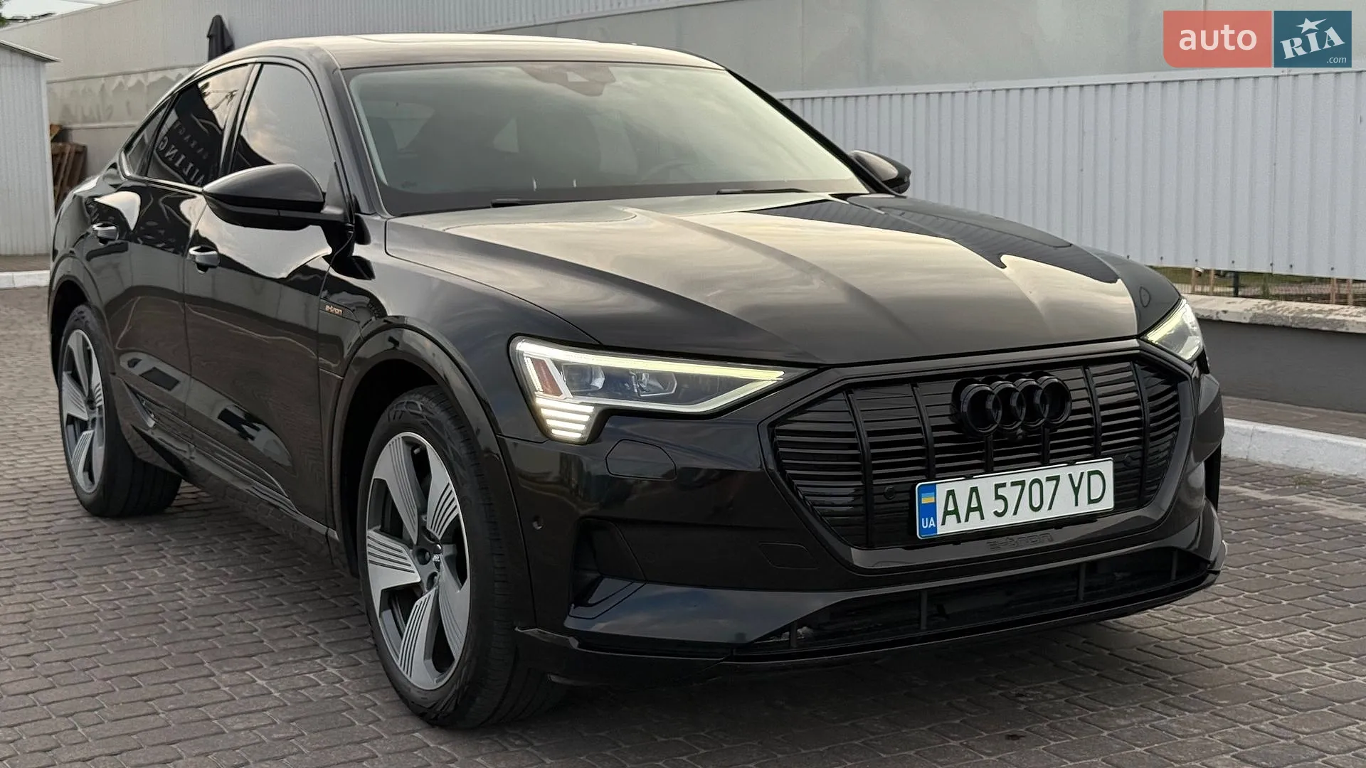2020 Audi e-tron Sportback - мініатюра 11