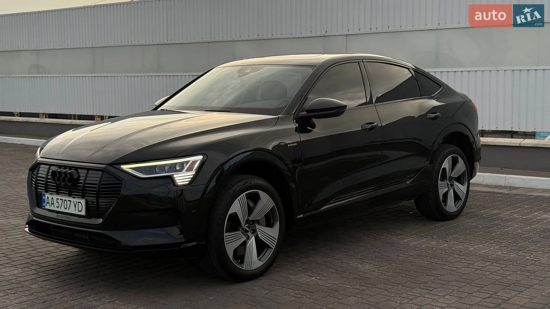 2020 Audi e-tron Sportback - мініатюра 13