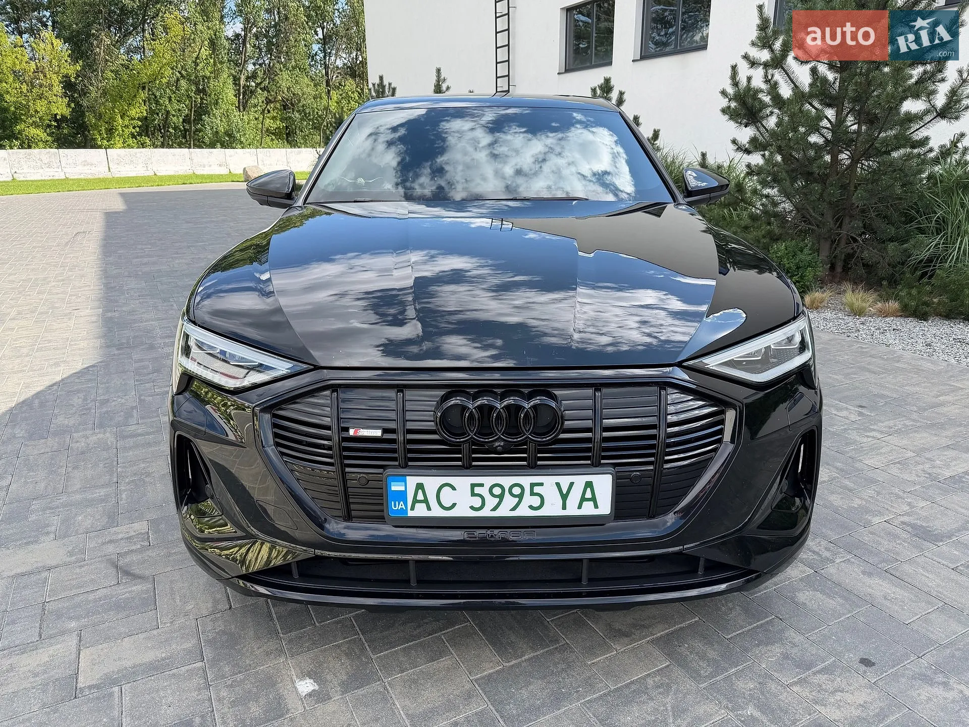 2022 Audi e-tron Sportback - мініатюра 4
