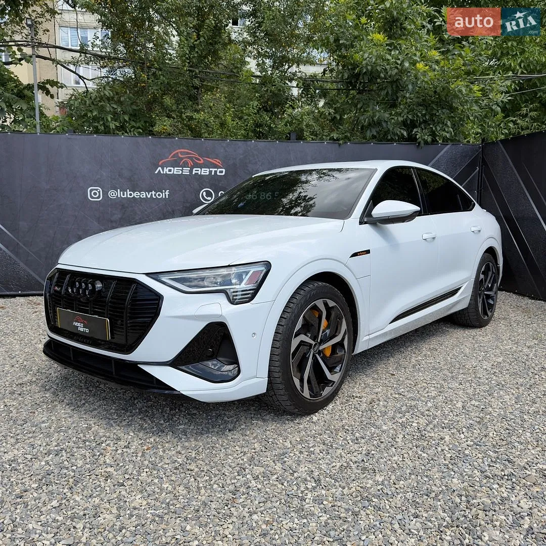 2022 Audi e-tron Sportback - мініатюра 2