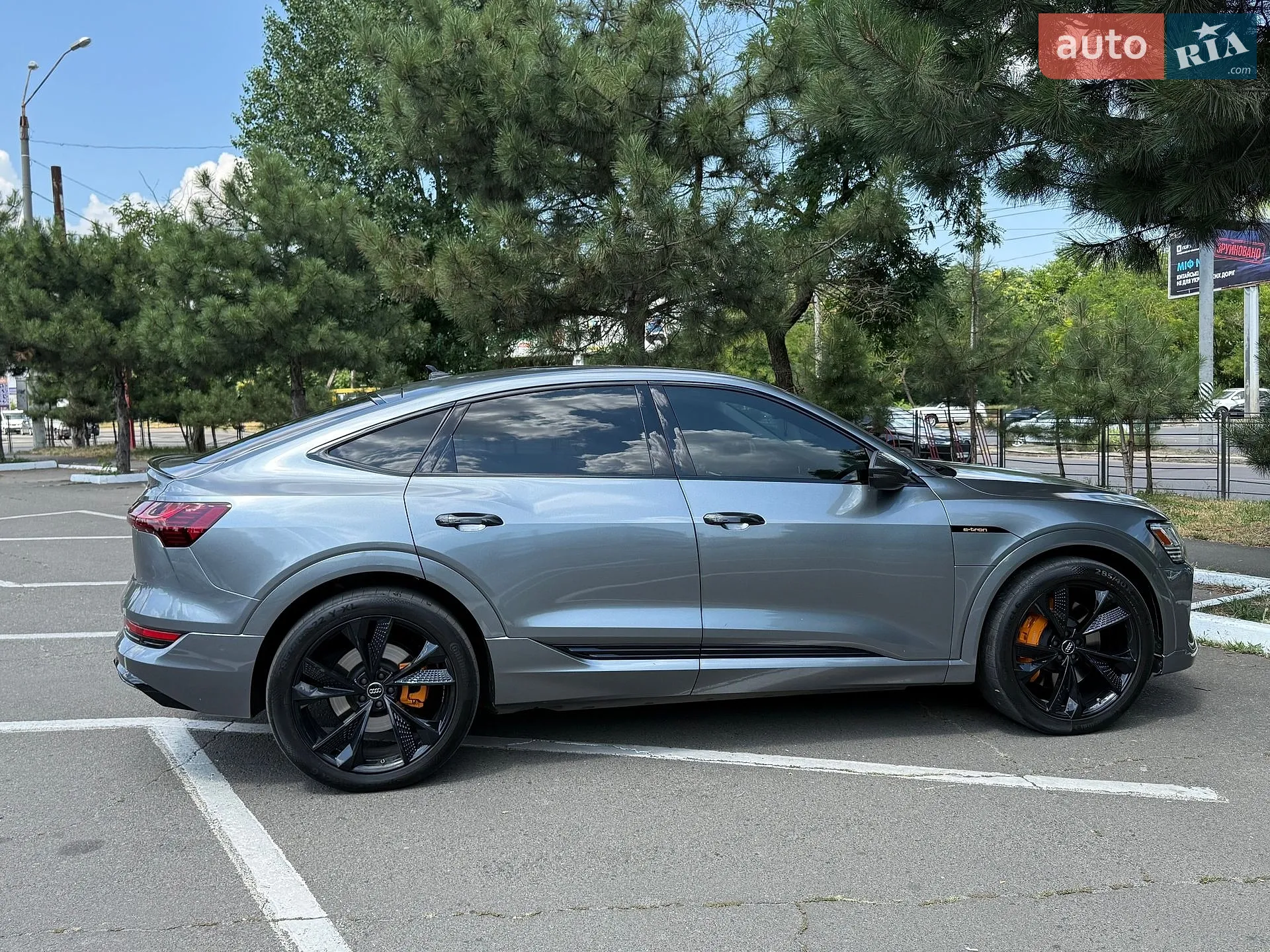 2022 Audi e-tron Sportback - мініатюра 14