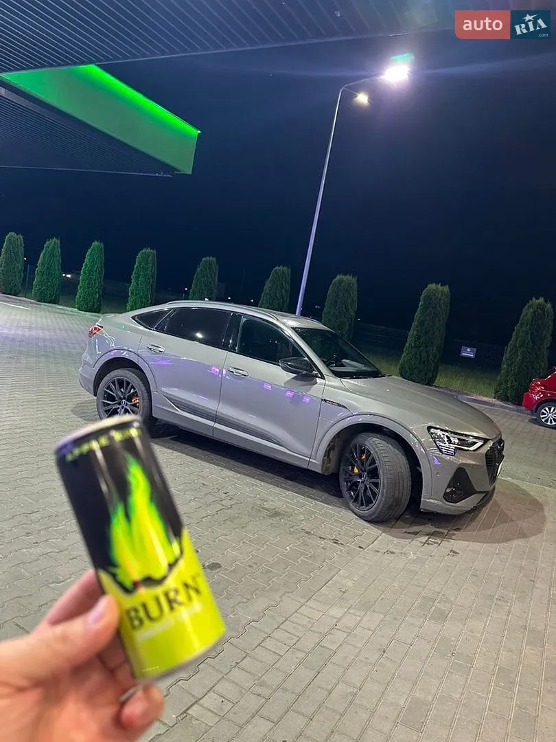 2022 Audi e-tron Sportback - мініатюра 18