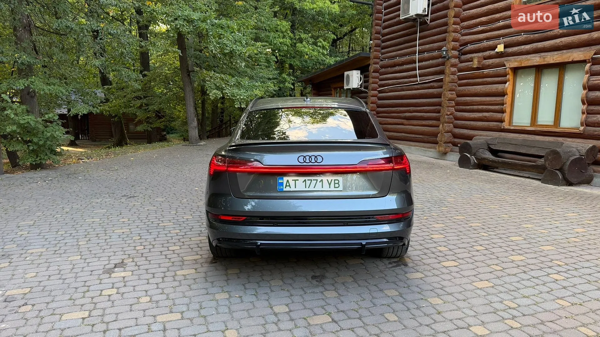 2022 Audi e-tron Sportback - мініатюра 14