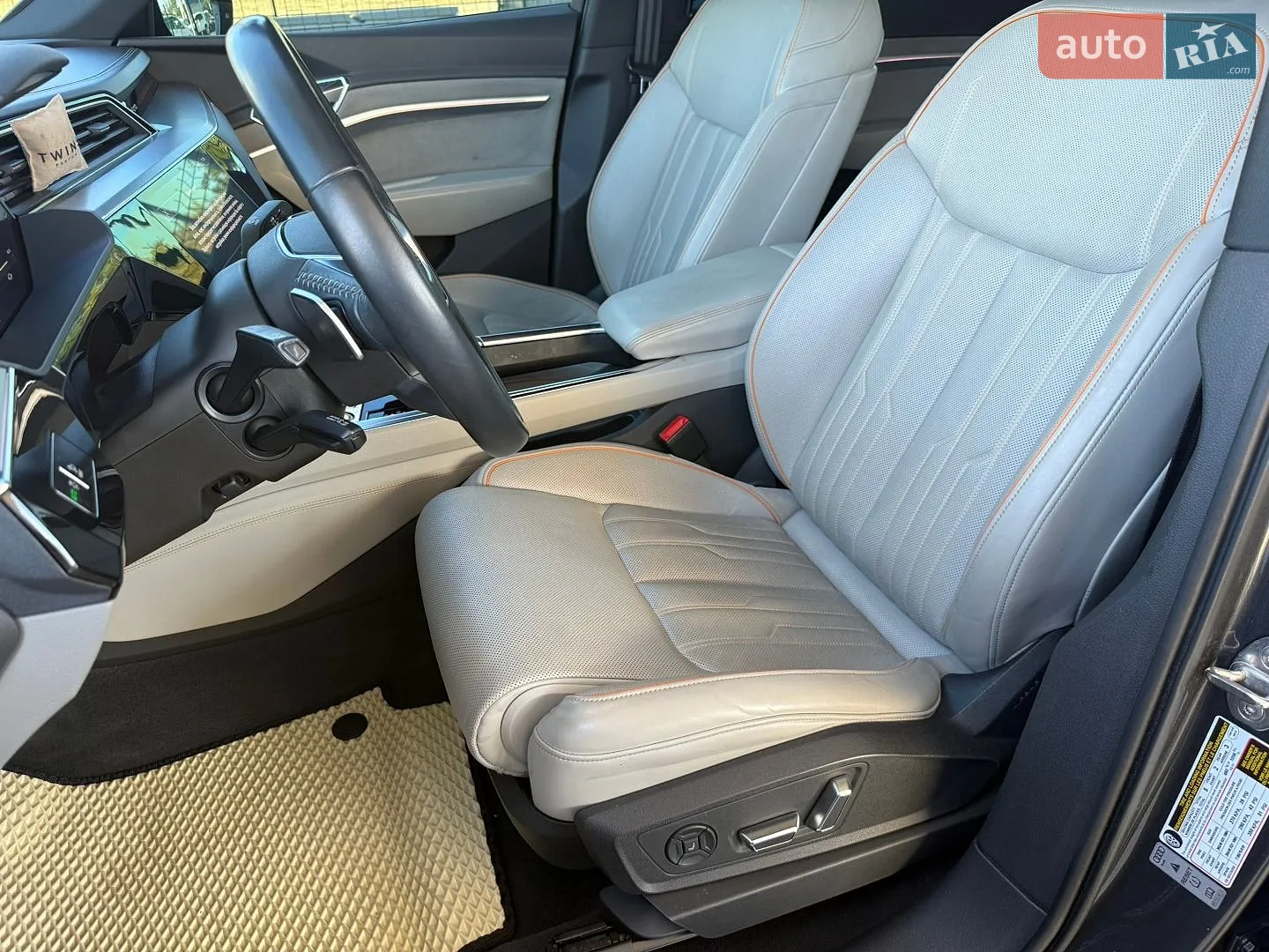 2020 Audi e-tron Sportback - мініатюра 15