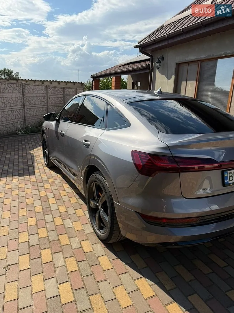 2022 Audi e-tron Sportback - мініатюра 5