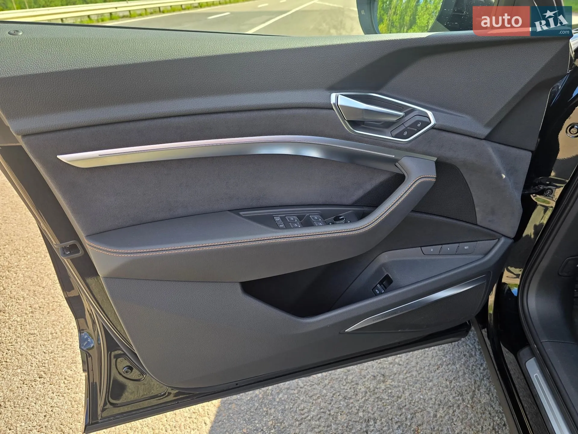 2022 Audi e-tron Sportback - мініатюра 38