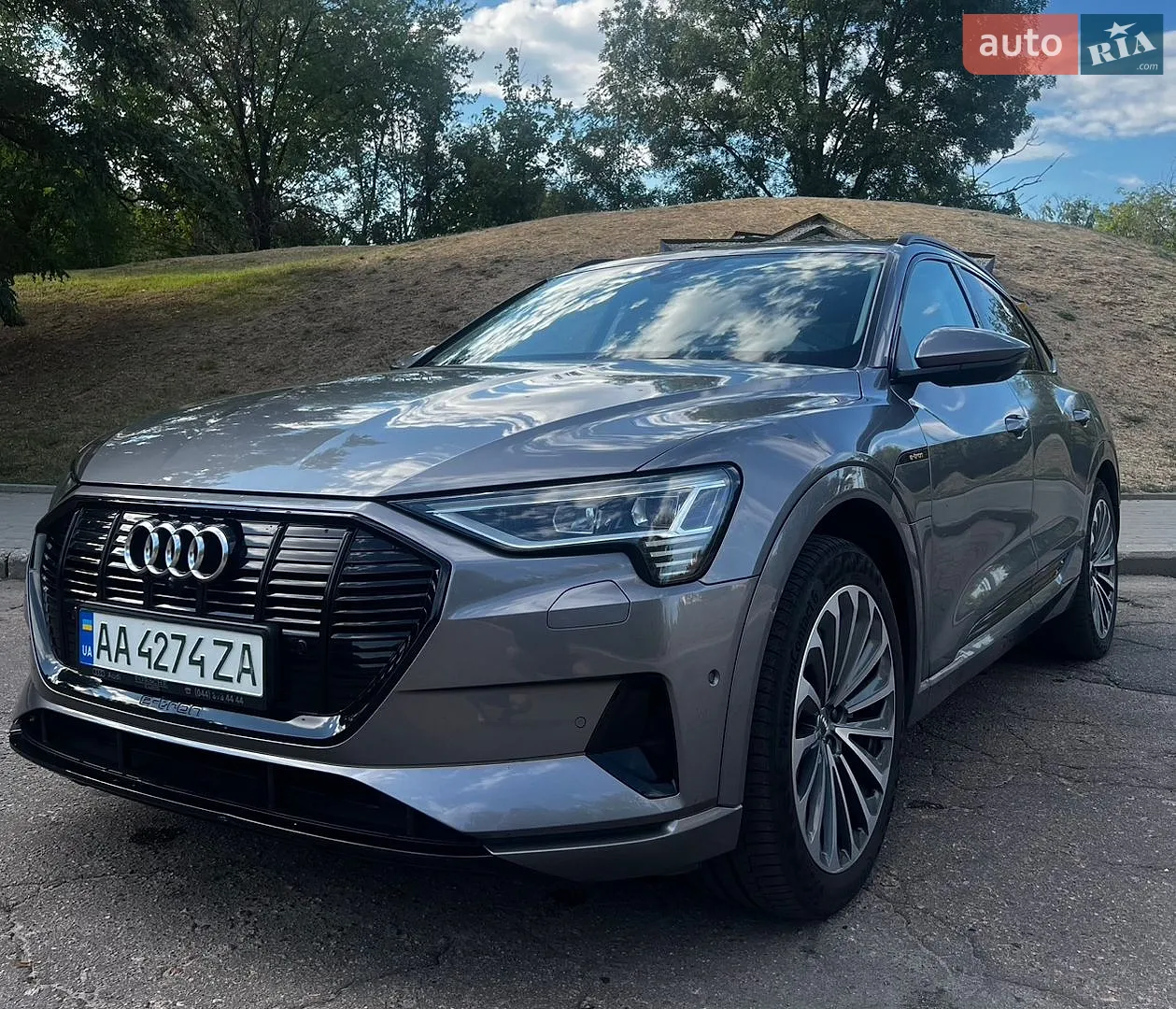 2020 Audi e-tron Sportback - мініатюра 3