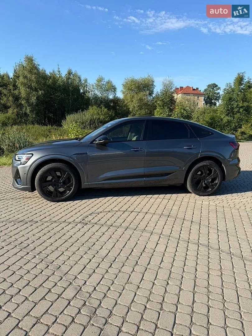 2021 Audi e-tron Sportback - мініатюра 17