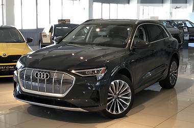 Audi e-tron 2019