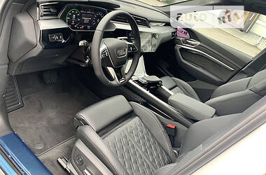 Позашляховик / Кросовер Audi e-tron 2021 в Дніпрі