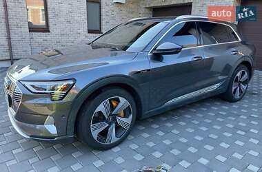 Внедорожник / Кроссовер Audi e-tron 2019 в Киеве